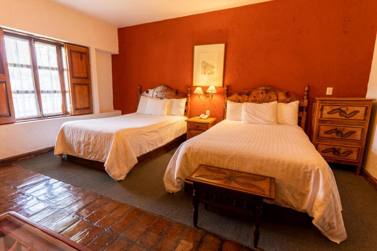 Hosteria San Felipe Пацкуаро Экстерьер фото