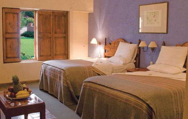 Hosteria San Felipe Пацкуаро Экстерьер фото